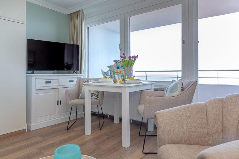 Apartment Ad 6 _ Ocean View _whg 265_ _ Westerland