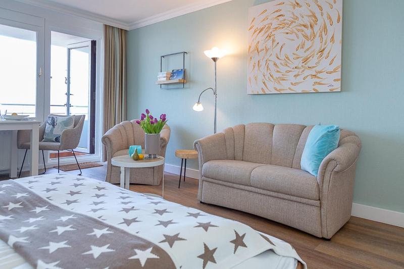 Ad 6 _ Ocean View _whg 265_ _ Apartment